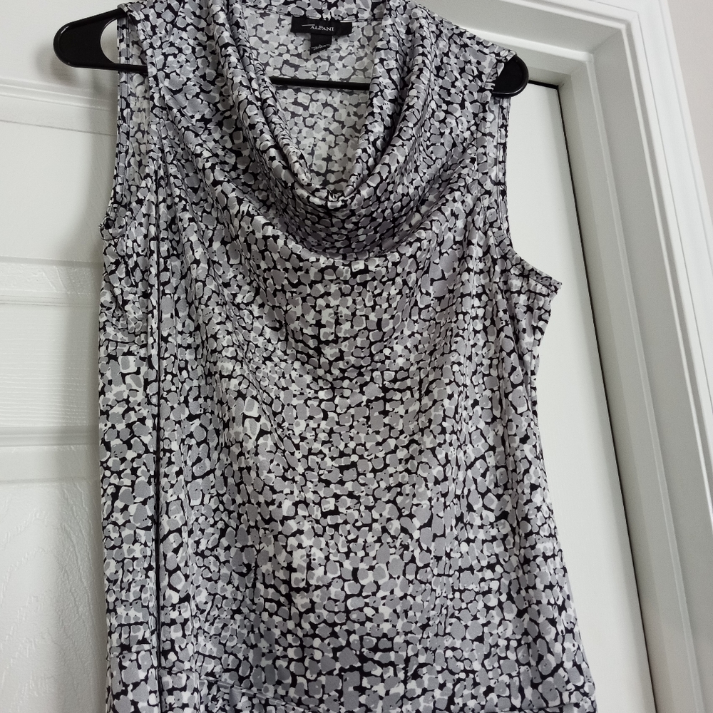 Ladies blouse brand Alfani